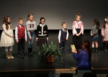 Proiectul „Spectacolul Cuvintelor - Îmbrățișarea Poeziei cu Teatrul” - premiera câștigătorilor