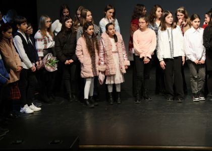 Proiectul „Spectacolul Cuvintelor - Îmbrățișarea Poeziei cu Teatrul” - premiera câștigătorilor