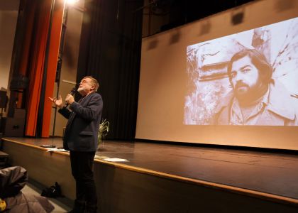 Evenimentul Spectacolul Cuvintelor - Îmbrațișarea Poeziei cu Teatrul, dedicat Zilei Culturii Naționale - ziua a 2-a