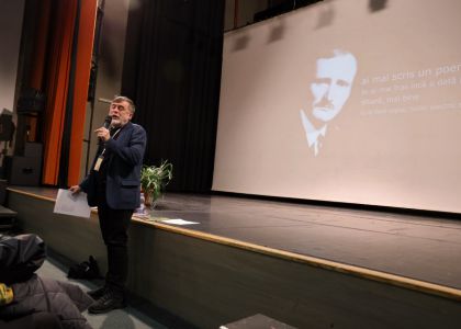 Evenimentul Spectacolul Cuvintelor - Îmbrațișarea Poeziei cu Teatrul, dedicat Zilei Culturii Naționale - ziua a 2-a