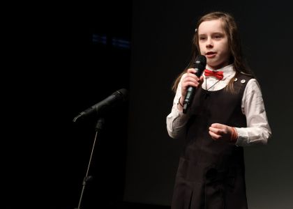 Evenimentul Spectacolul Cuvintelor - Îmbrațișarea Poeziei cu Teatrul, dedicat Zilei Culturii Naționale - ziua a 3-a (prima parte)