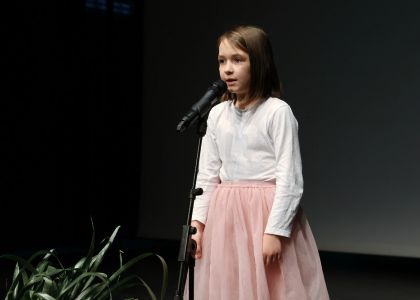 Evenimentul Spectacolul Cuvintelor - Îmbrațișarea Poeziei cu Teatrul, dedicat Zilei Culturii Naționale - ziua a 3-a (prima parte)