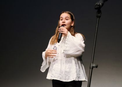 Evenimentul Spectacolul Cuvintelor - Îmbrațișarea Poeziei cu Teatrul, dedicat Zilei Culturii Naționale - ziua a 3-a (partea a II-a)