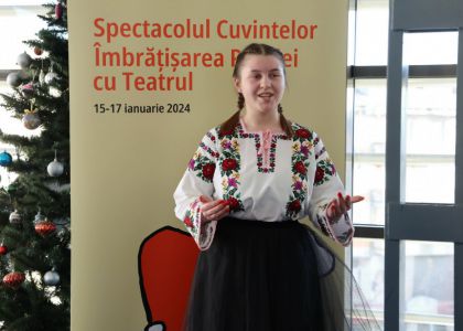 Evenimentul Spectacolul Cuvintelor - Îmbrațișarea Poeziei cu Teatrul, dedicat Zilei Culturii Naționale - ziua a 3-a (partea a III-a)