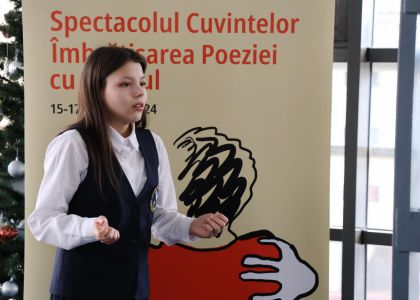 Evenimentul Spectacolul Cuvintelor - Îmbrațișarea Poeziei cu Teatrul, dedicat Zilei Culturii Naționale - ziua a 3-a (partea a III-a)