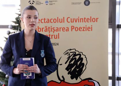 Evenimentul Spectacolul Cuvintelor - Îmbrațișarea Poeziei cu Teatrul, dedicat Zilei Culturii Naționale - ziua a 3-a (partea a III-a)