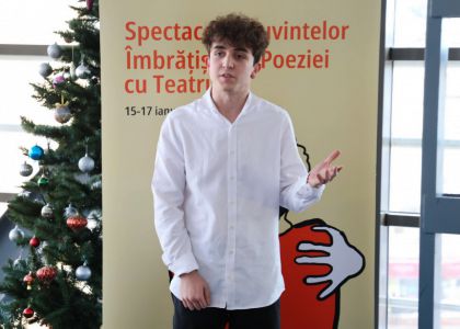 Evenimentul Spectacolul Cuvintelor - Îmbrațișarea Poeziei cu Teatrul, dedicat Zilei Culturii Naționale - ziua a 3-a (partea a III-a)