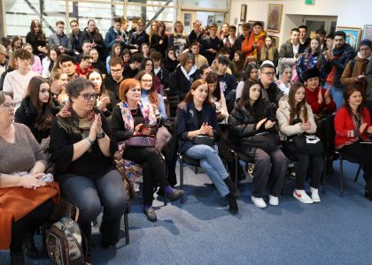 Ziua Internațională a Poeziei, marcată la Teatrul „Matei Vișniec” Suceava - Monitorul de Suceava