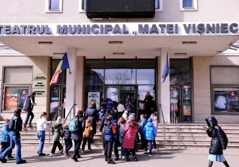 Ziua Mondială a Teatrului pentru Copii și Tineret sărbătorită în avans