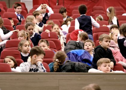 Ziua Mondială a Teatrului pentru Copii și Tineret sărbătorită în avans