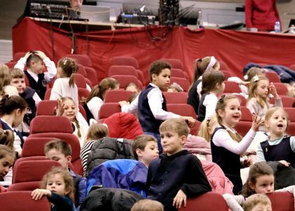 Ziua Mondială a Teatrului pentru Copii și Tineret sărbătorită în avans