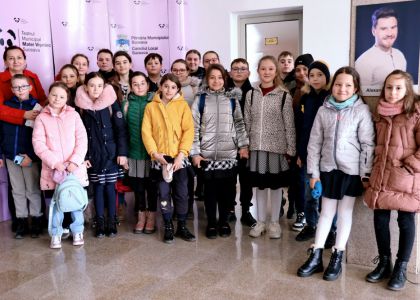 Ziua Mondială a Teatrului pentru Copii și Tineret sărbătorită în avans
