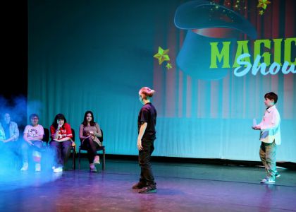20 martie - Ziua Mondială a Teatrului pentru Copii și Tineret