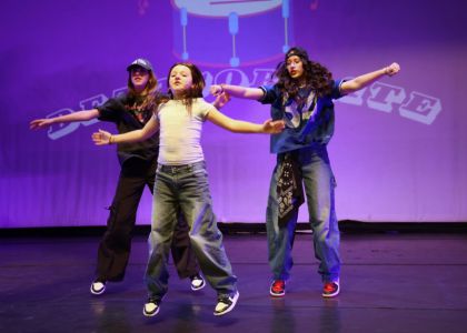 20 martie - Ziua Mondială a Teatrului pentru Copii și Tineret