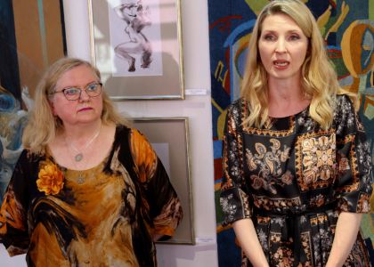 ÎMPREUNĂ -  Vernisaj. Expoziție de pictură, tapiserie și grafică, Lucia Pușcașu și Camelia Sadovei, artiste plastice