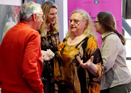 ÎMPREUNĂ -  Vernisaj. Expoziție de pictură, tapiserie și grafică, Lucia Pușcașu și Camelia Sadovei, artiste plastice