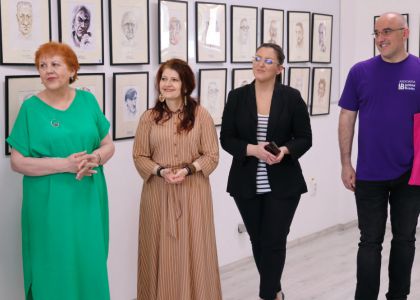 100 de actori români în festival.  Vernisaj. Expoziție de caricatură – portret în acuarelă, Ovidiu Stanciu, artist plastic