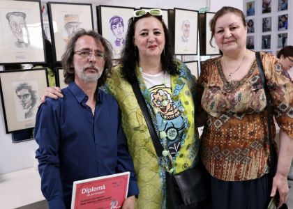 100 de actori români în festival.  Vernisaj. Expoziție de caricatură – portret în acuarelă, Ovidiu Stanciu, artist plastic