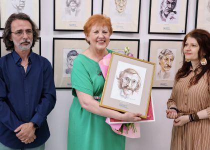 100 de actori români în festival.  Vernisaj. Expoziție de caricatură – portret în acuarelă, Ovidiu Stanciu, artist plastic