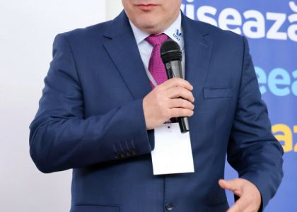 Diplomație și leadership cultural