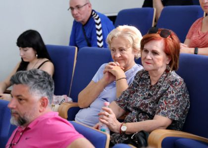 Diplomație și leadership cultural