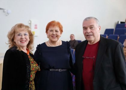 Diplomație și leadership cultural