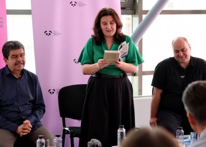 Brățară pe glezna ta. În virtutea inepției.  Lansare de carte, Radu Paraschivescu, editura Humanitas