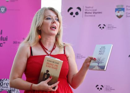 Drumul spre Soare-Răsare. Lansare de carte, Ioana Nicolaie