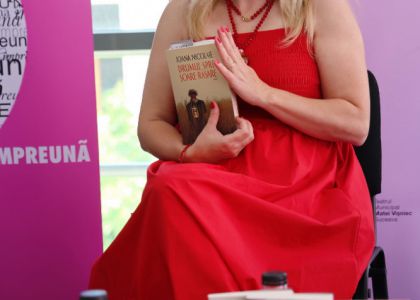 Drumul spre Soare-Răsare. Lansare de carte, Ioana Nicolaie