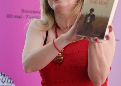 Drumul spre Soare-Răsare. Lansare de carte, Ioana Nicolaie