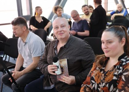GUSTUL TEATRULUI - Lansare de carte, Carmen Mihalache, Editura Junimea, Iași, 2025