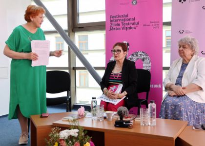 GUSTUL TEATRULUI - Lansare de carte, Carmen Mihalache, Editura Junimea, Iași, 2025