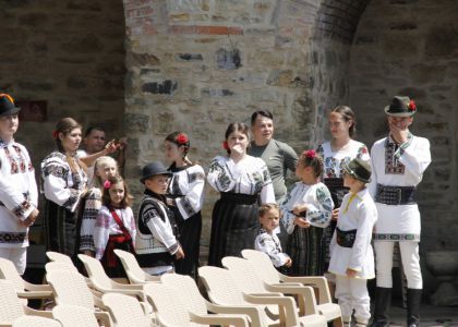 DO RE MI Împreună pe portativ  Spectacol concert al școlilor de muzică pentru copii