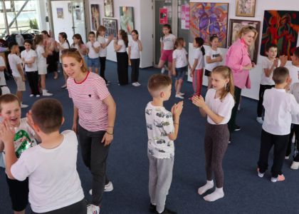 Ateliere de teatru pentru copii și adolescenți