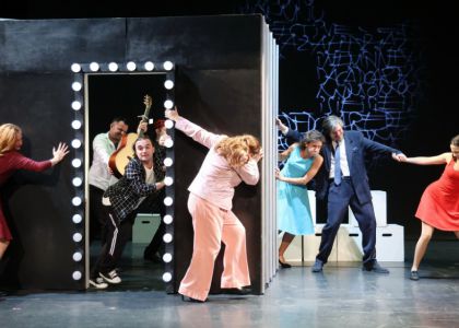 CABARETUL CUVINTELOR