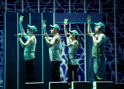 CABARETUL CUVINTELOR