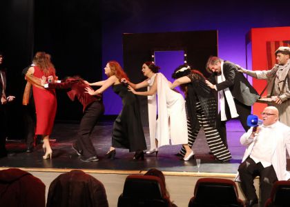 CABARETUL CUVINTELOR