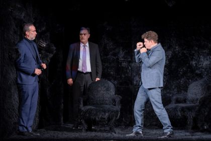 Spectacolul "Artă" de Yasmina Reza al Teatrului Bulandra - 22 octombrie, pe scena TMMVS