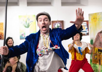 Jurnal de Festival: Ziua II – Culoare, Poveste și Drumuri Deschise