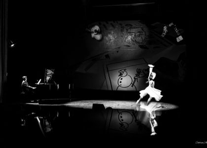 „PIM – 80”: Un regal al artelor la Suceava. O retrospectivă-spectacol între desen, muzică clasică și teatrul de ieri și de azi