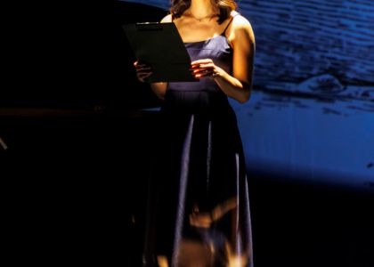 „PIM – 80”: Un regal al artelor la Suceava. O retrospectivă-spectacol între desen, muzică clasică și teatrul de ieri și de azi