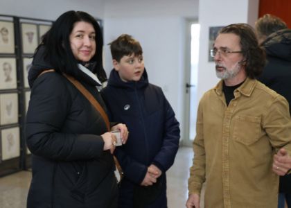 Celor mari, celor mici le e drag tuturor în lumea actorilor