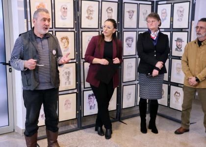 Celor mari, celor mici le e drag tuturor în lumea actorilor