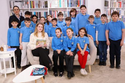 Detectivii de povești