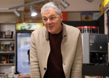 Teatrul ca Laborator de Creație: Dialog între Scenă și Universitate