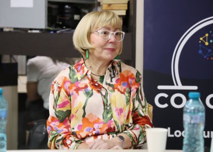 Teatrul ca Laborator de Creație: Dialog între Scenă și Universitate