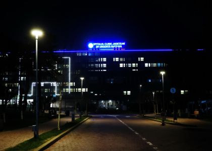 Teatrul Municipal „Matei Vișniec” Suceava, iluminat în albastru, cu prilejul Zilei Internaționale de Conștientizare a Autismului