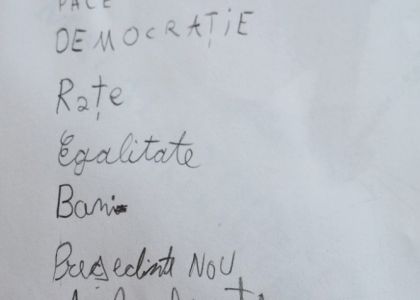 Un copil, o carte, un creion