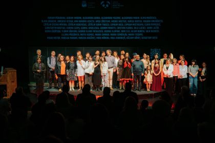 Oamenii teatrului - simfonia unei echipe. O reprezentație unică, un spectacol eveniment care celebrează Ziua Mondială a Teatrului