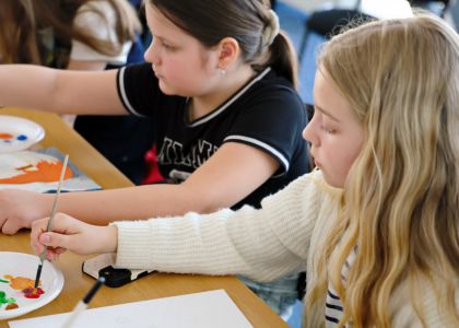 Micul Prinț în Culori: Când Povestea Prinde Viață pe Șevalet